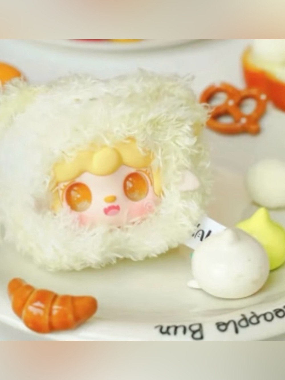 Miniso YOOKI V9 Little Bear Dango Mini Plush Series: SECRET MANGO (NIB)